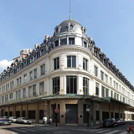 Practical 1-br Next To Le Bon Marche * Paris