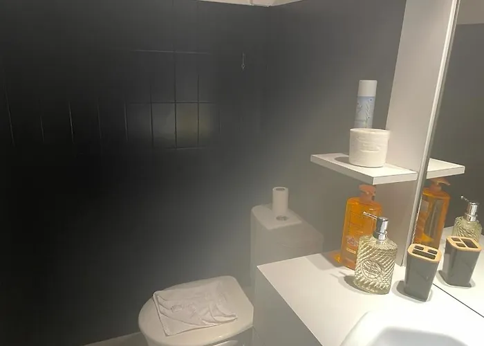 Practical 1-br Next To Le Bon Marche * Paryż