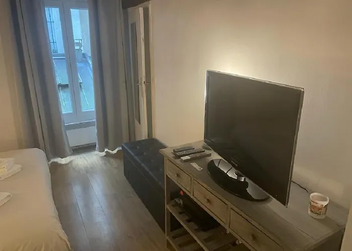 Practical 1-br Next To Le Bon Marche *